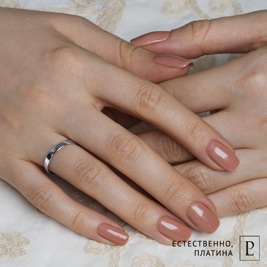 Женское обручальное кольцо на руке из платины ПК-113-00 PlatinumLab фото 3