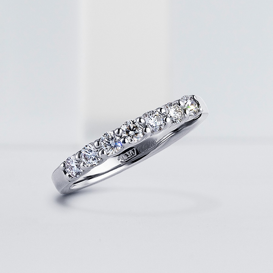 Белое кольцо с дорожкой бриллиантов из платины ПК-044-05 Platinum Lab фото 6